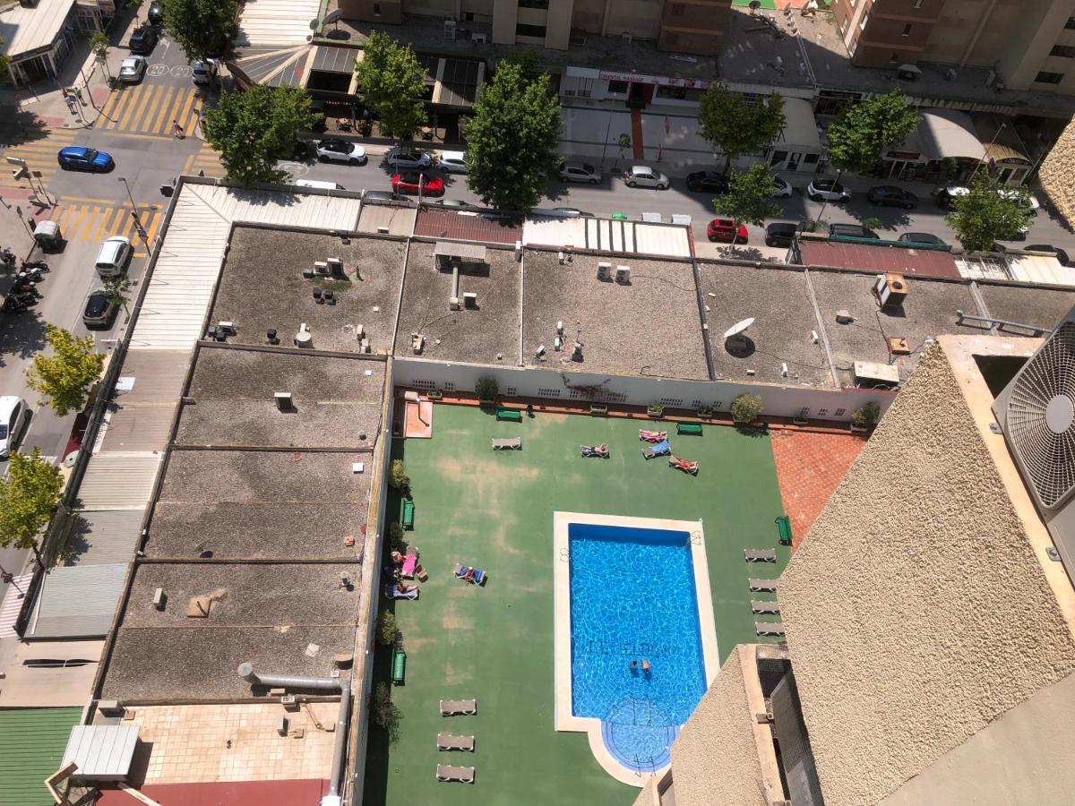 El Apartamento De Cristian 3 Benidorm Bagian luar foto
