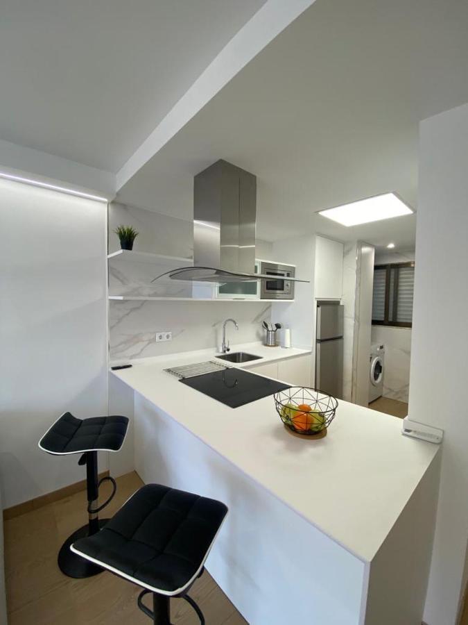 El Apartamento De Cristian 3 Benidorm Bagian luar foto