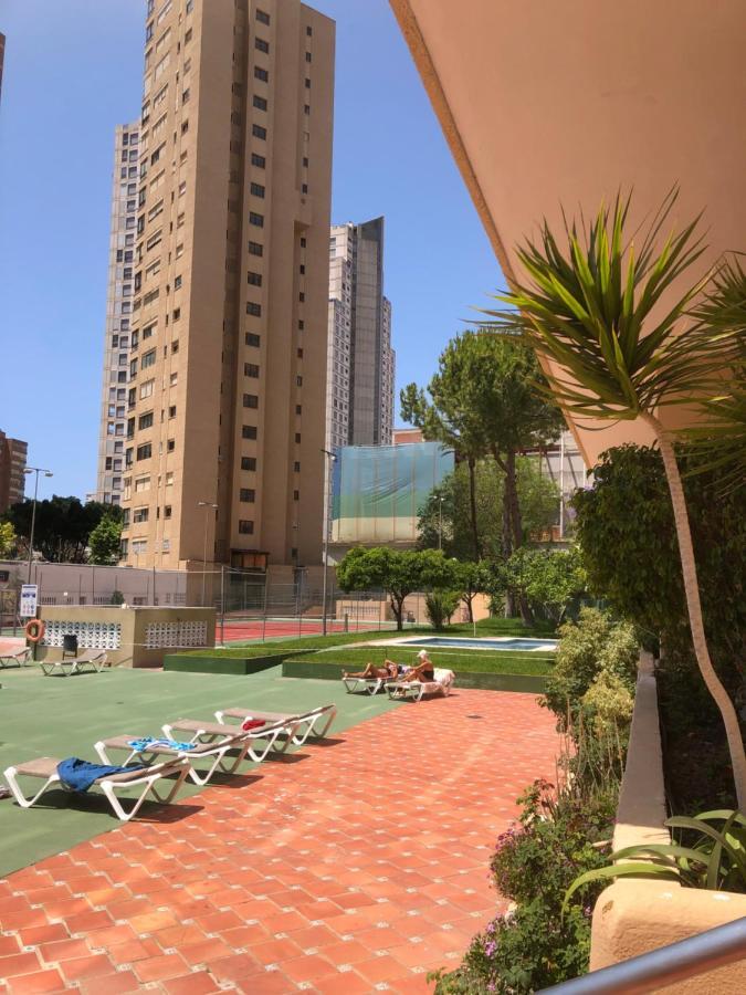 El Apartamento De Cristian 3 Benidorm Bagian luar foto