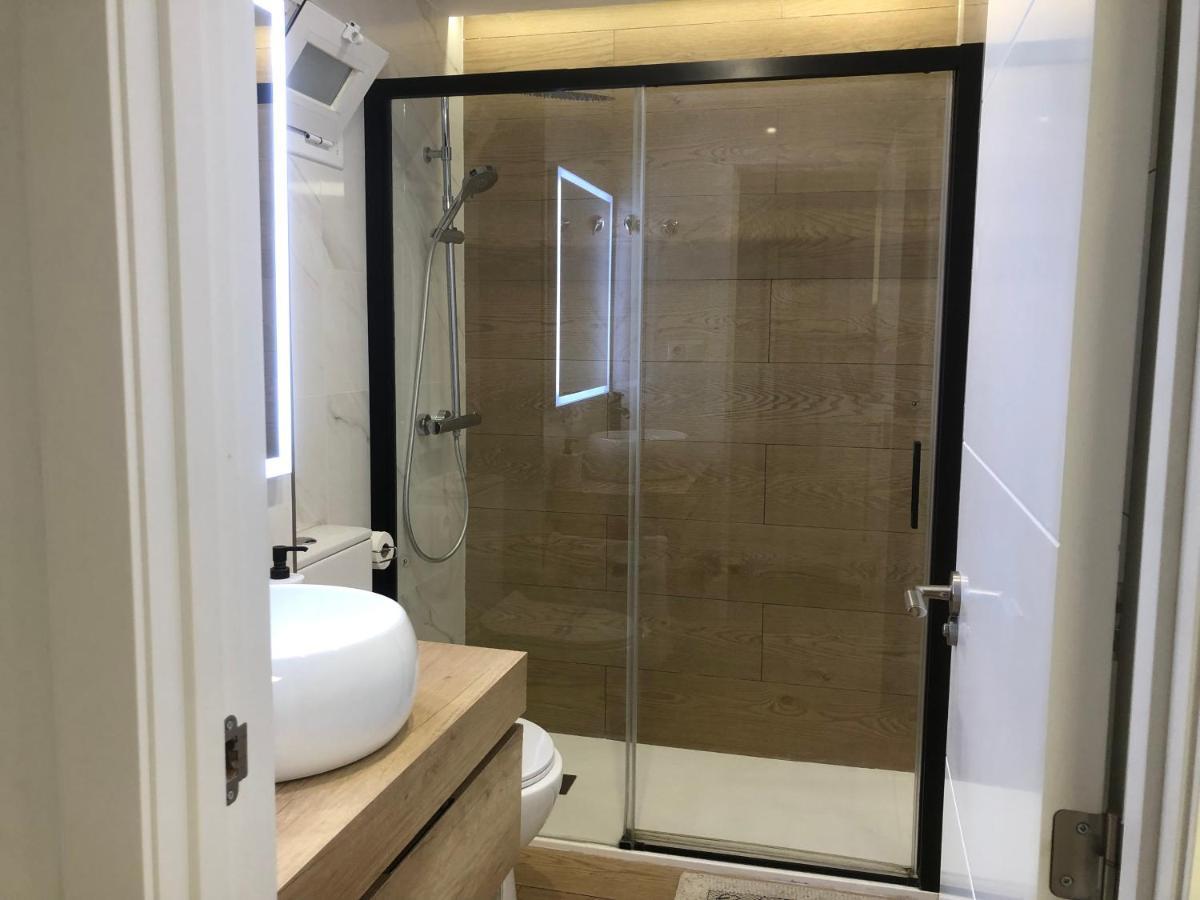El Apartamento De Cristian 3 Benidorm Bagian luar foto